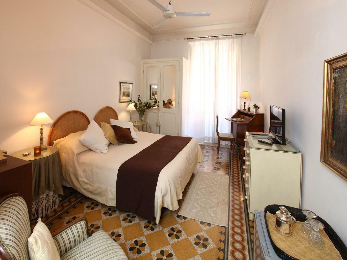 Georgia Hill Bed & Breakfast Rom Eksteriør billede